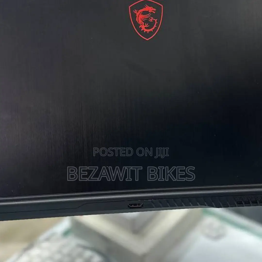 New Laptop MSI CR430 16GB Intel Core I7 SSD 512GB