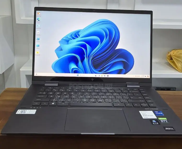 New Laptop HP Envy X360 16GB Intel Core I7 SSD 1T