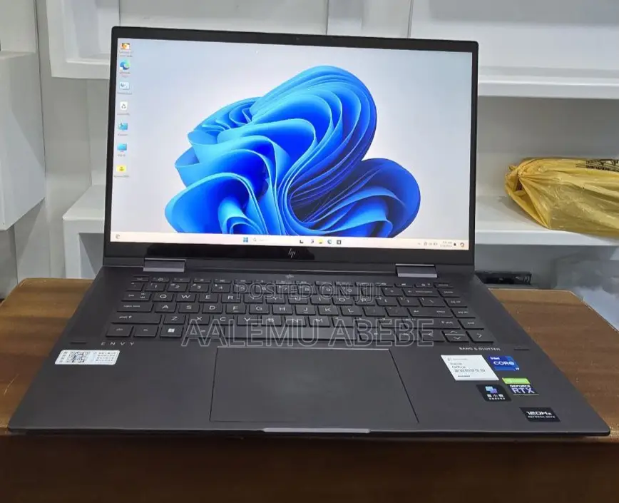 New Laptop HP Envy X360 16GB Intel Core I7 SSD 1T