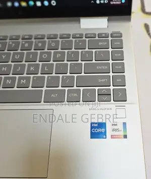 New Laptop HP Envy X360 8GB Intel Core I5 SSD 512GB