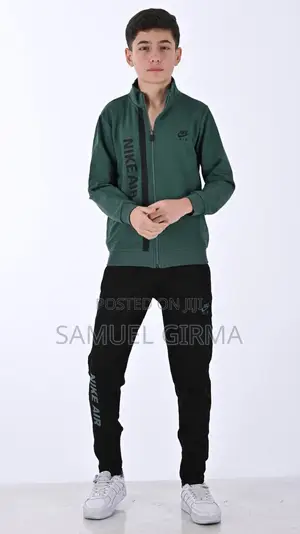 -2 Piece Sportswear 
  High Quality