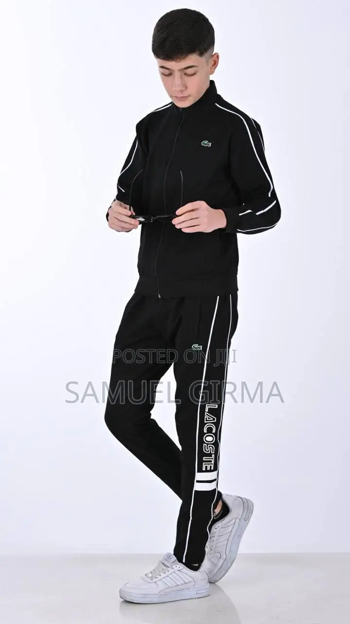-2 Piece Sportswear 
  High Quality