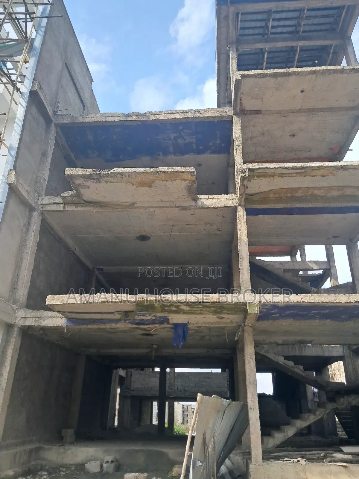 6bdrm House in አአ, Bole for sale