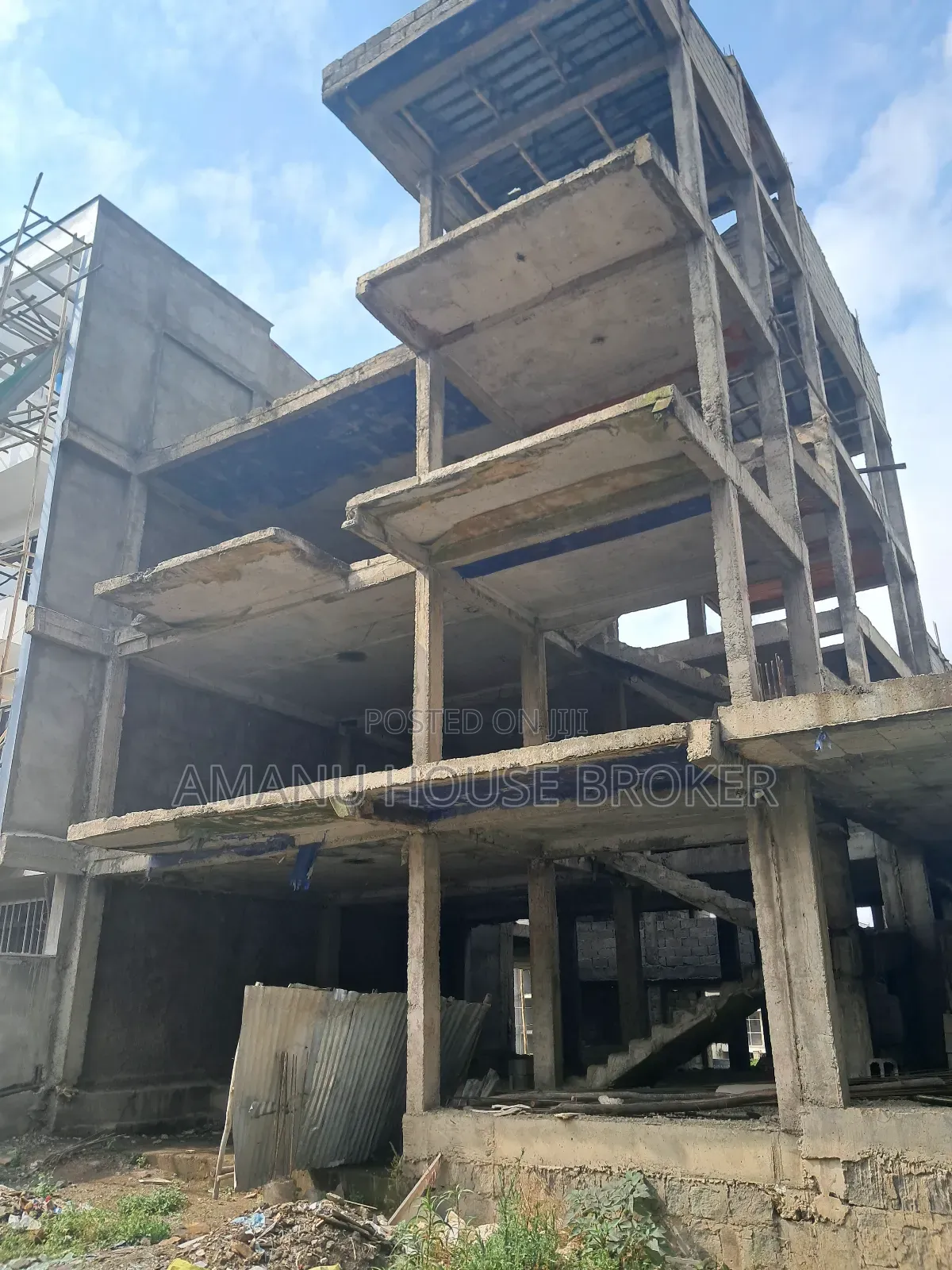 6bdrm House in አአ, Bole for sale