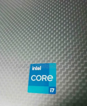 New Laptop Dell XPS 15 16GB Intel Core I7 SSD 1T