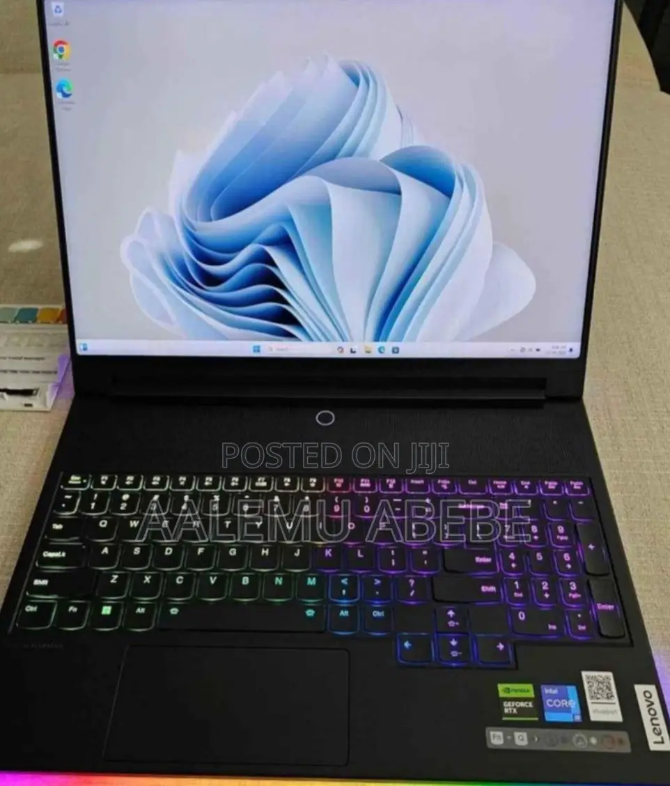 New Laptop Lenovo Legion 7 32GB Intel Core I9 SSD 1T