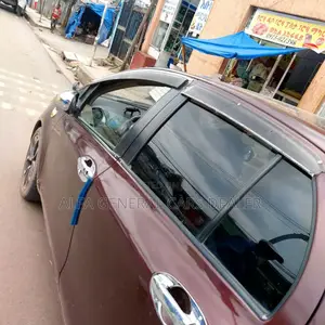 Toyota Yaris 2006 Burgundy