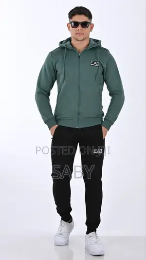 Photo - Men's Hoodie Sweatpants Set