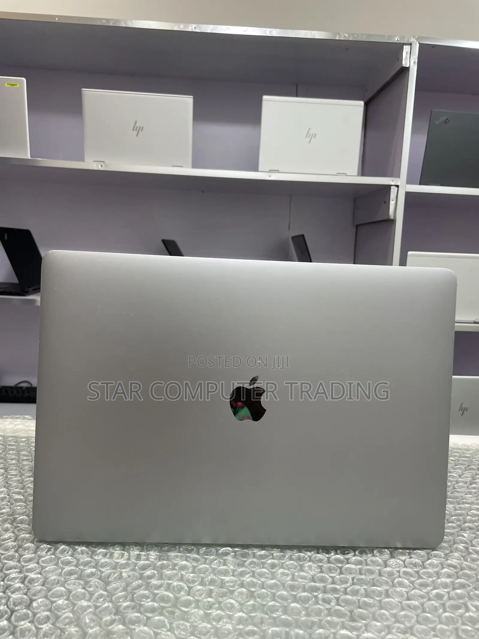 New Laptop Apple MacBook Pro 2016 16GB Intel Core I7 SSD 256GB