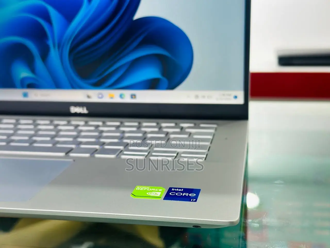 New Laptop Dell Inspiron 15 16GB Intel Core I7 SSD 512GB