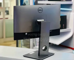 Photo - New Dell Optiplex 3240 All-in-One 8GB Intel Core I7 SSHD (Hybrid) 1T