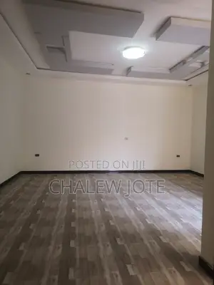 4bdrm House in Gullele for sale