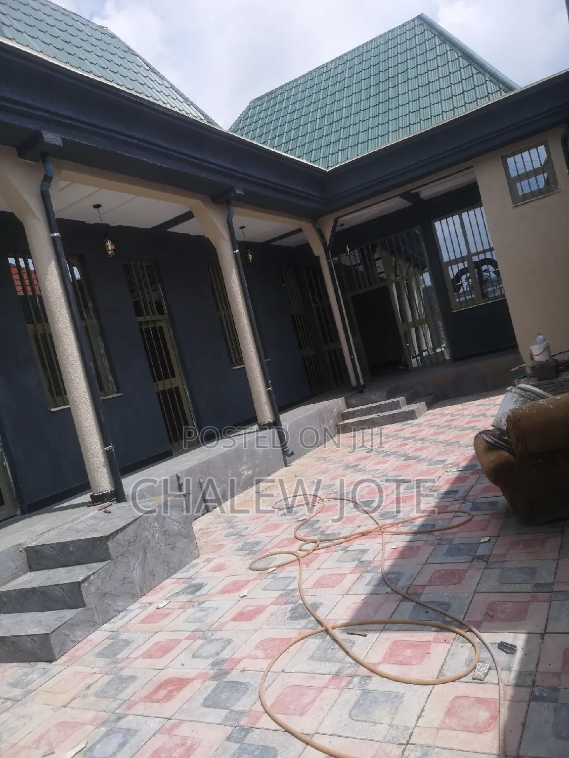 4bdrm House in Gullele for sale