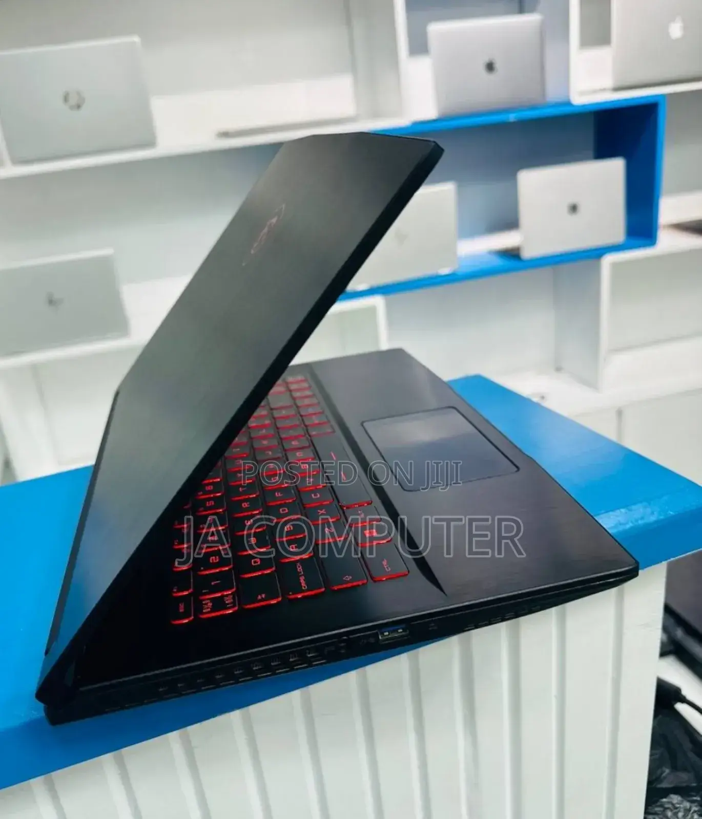 New Laptop MSI GF63 16GB Intel Core I5 SSD 1.5T