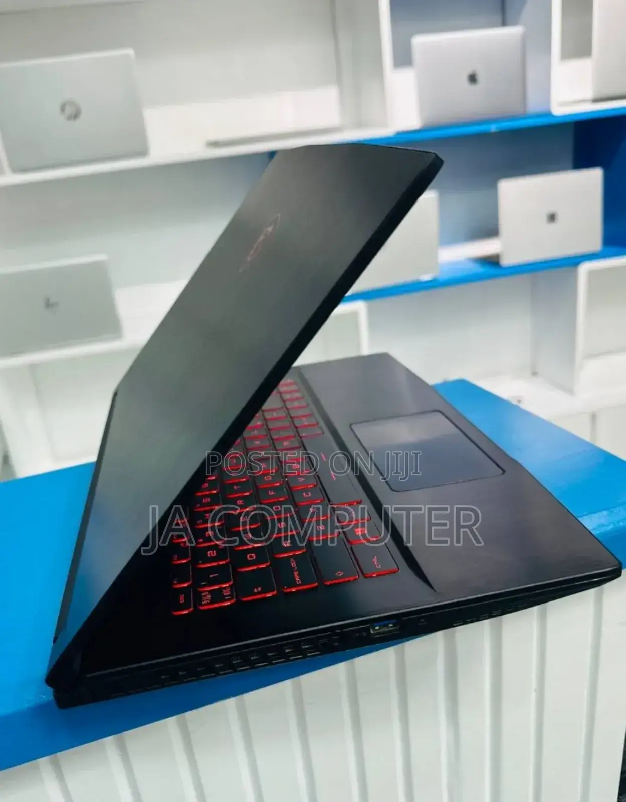 New Laptop MSI GF63 16GB Intel Core I5 SSD 1.5T