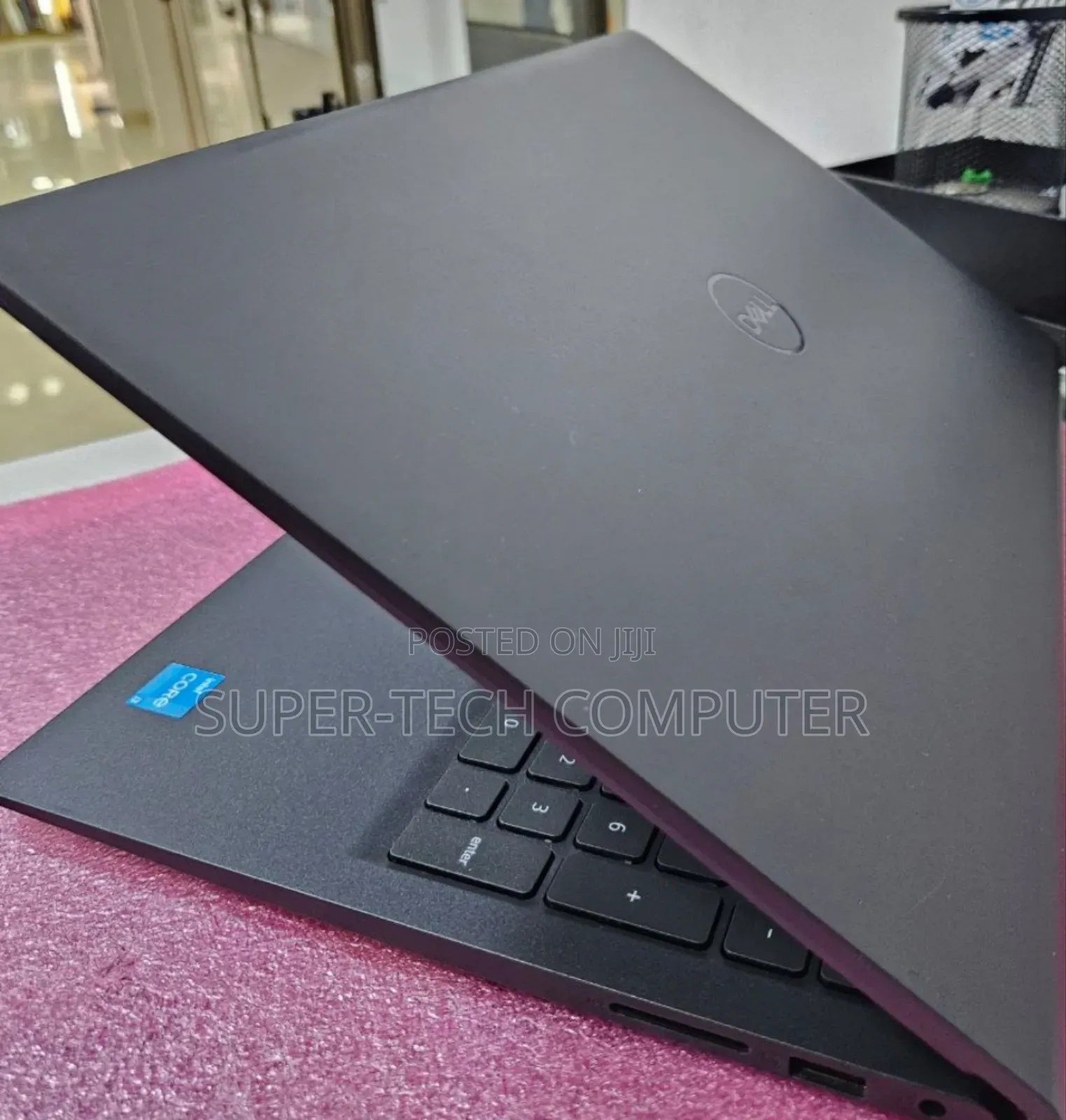 New Laptop Dell Inspiron 15 8GB Intel Core I3 SSD 256GB