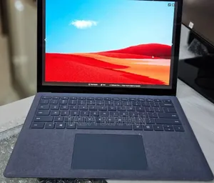 New Laptop Microsoft Surface 8GB Intel Core I5 SSD 512GB