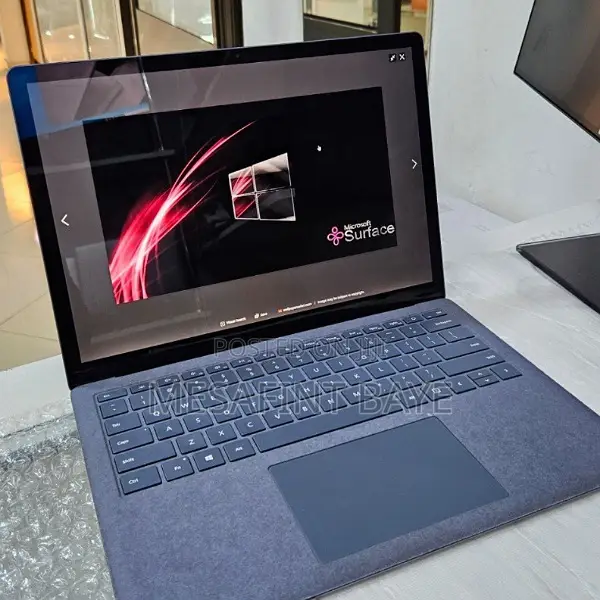 New Laptop Microsoft Surface Pro 4 8GB Intel Core I5 SSD 512GB