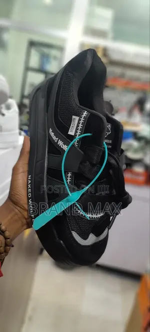 Photo - Naked Wolfe Full Black Master Quality