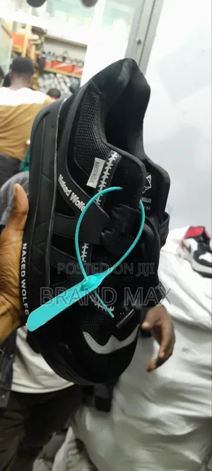 Photo - Naked Wolfe Full Black Master Quality