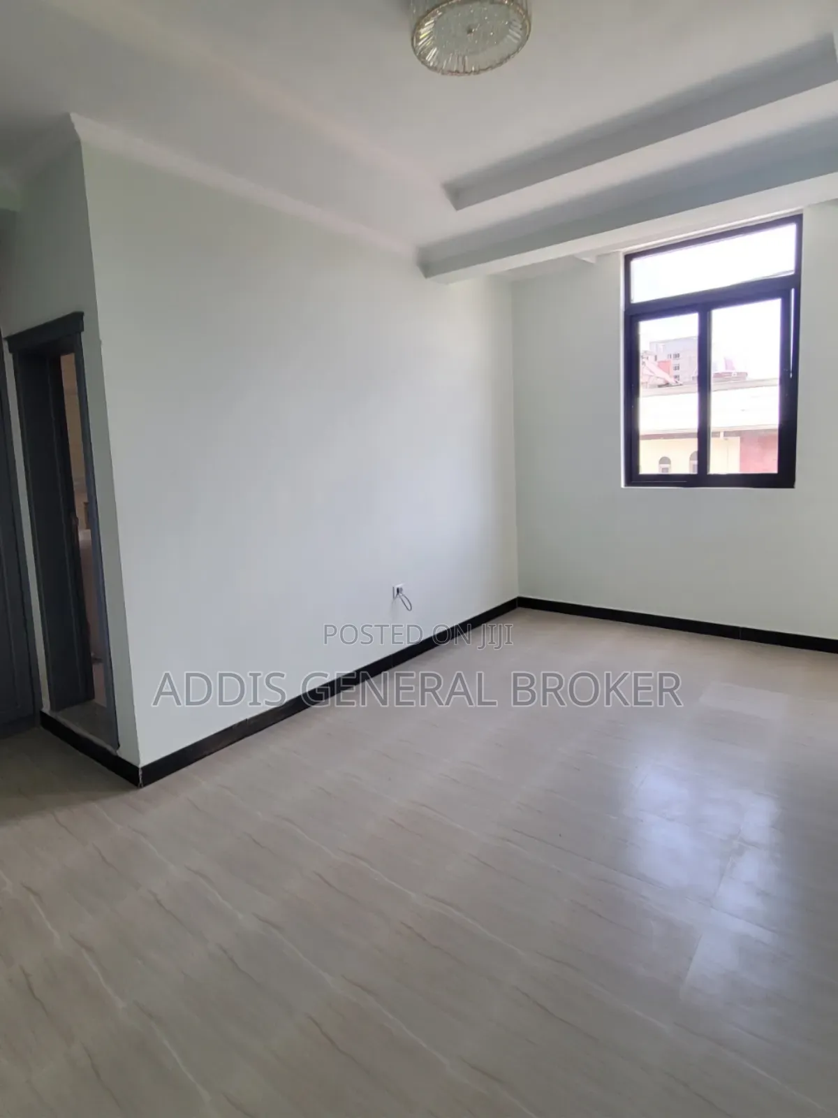 8bdrm House in ቦሌ ቡልቡላ, Bole for sale