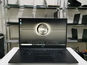 Photo - New Laptop Dell Precision 5520 16GB Intel Core I7 SSD 512GB