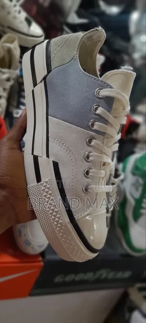 Photo - Converse Allstar Chuck Taylor Master Quality