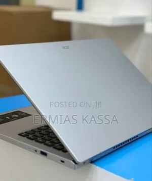 New Laptop Acer Aspire 3 16GB AMD Ryzen 5 SSD 256GB