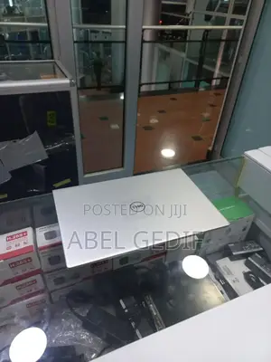 New Laptop Dell Inspiron 14 16GB Intel Core I7 SSD 1T