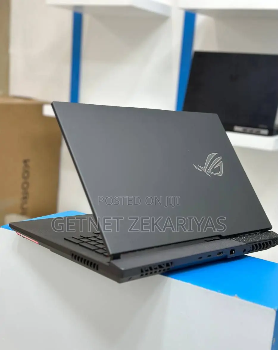 New Laptop Asus ROG Strix G15 32GB AMD Ryzen 9 SSD 1T