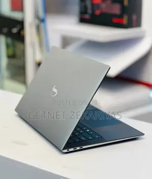 New Laptop Dell Precision 5570 16GB Intel Core I7 SSD 512GB