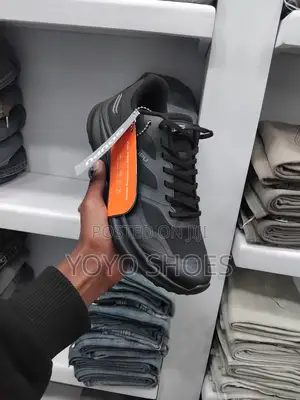 Men's Fashion Sneaker