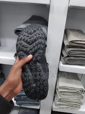 Men's Fashion Sneaker