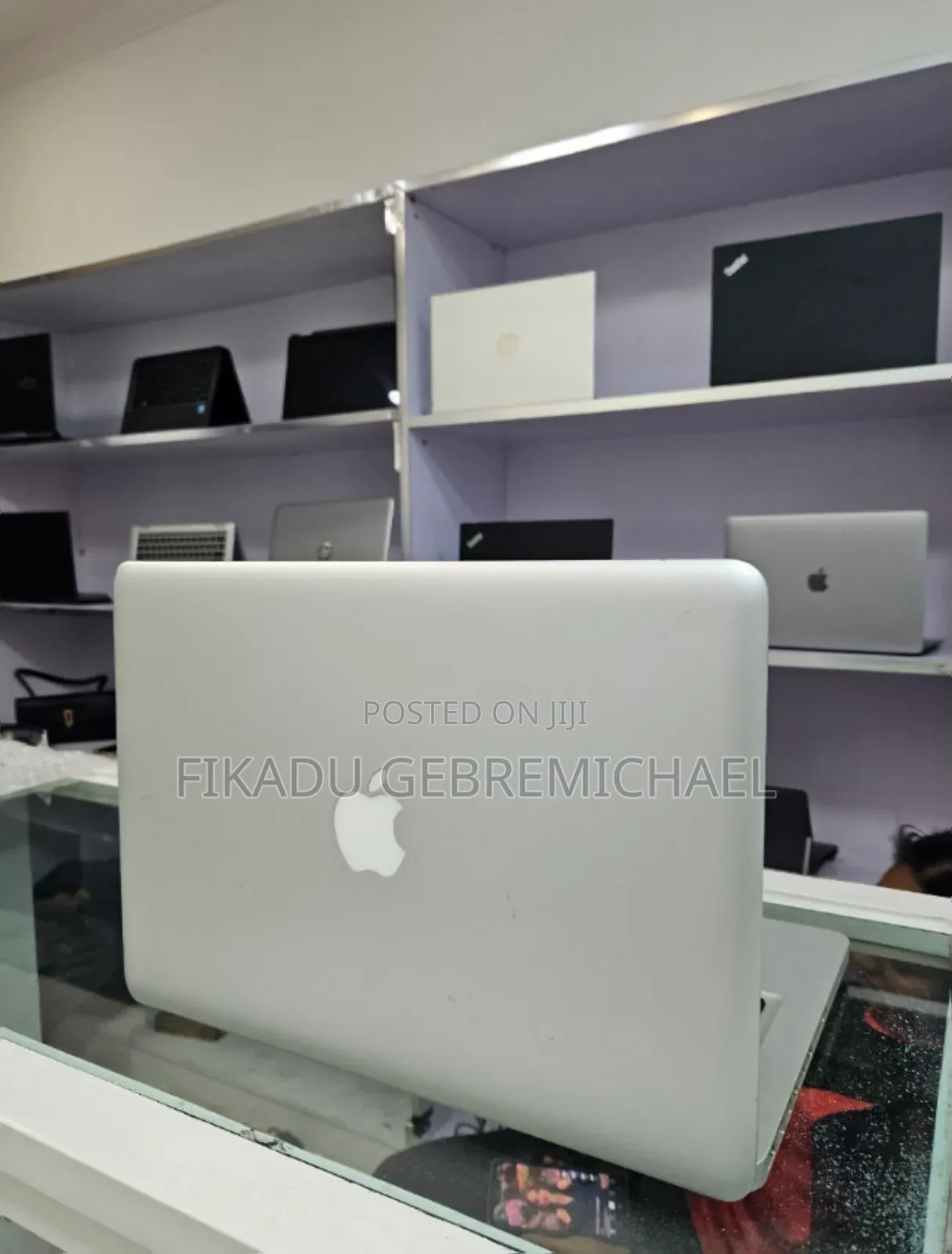 New Laptop Apple MacBook 2012 4GB Intel Core I5 HDD 500GB