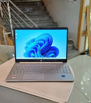 New Laptop HP 240 8GB Intel Core I3 SSD 256GB