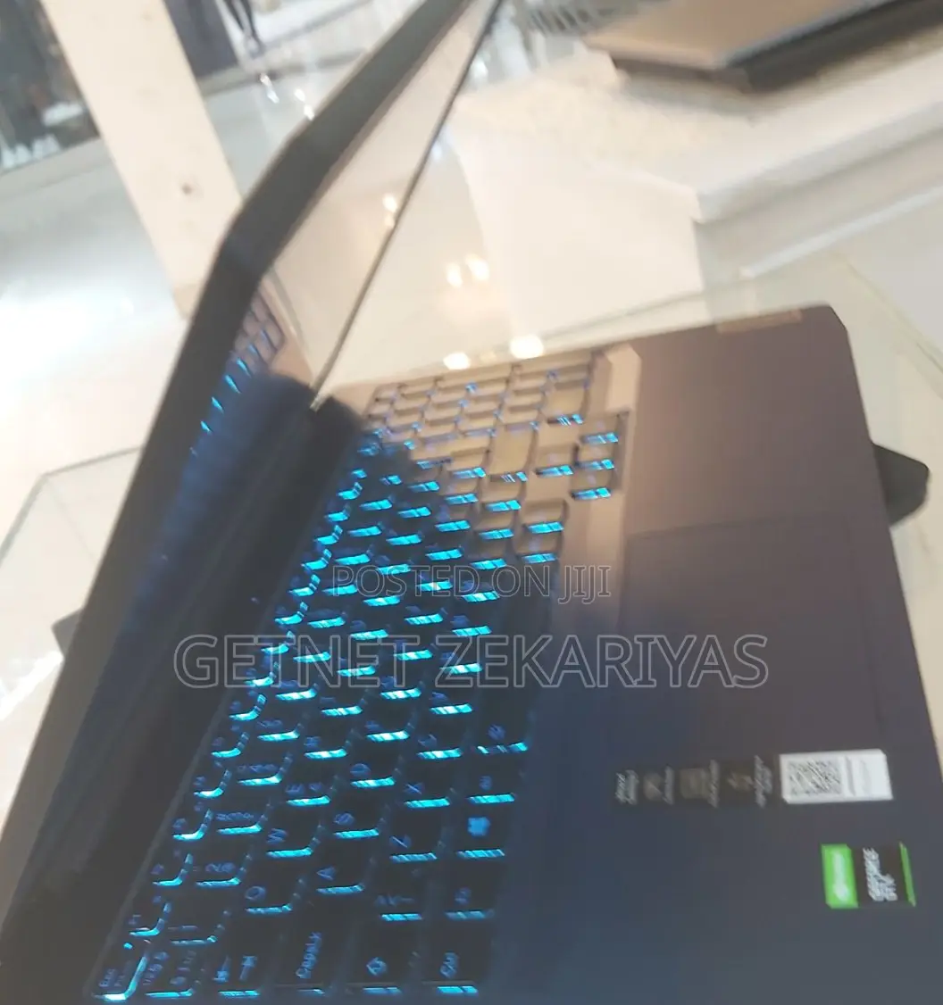 New Laptop Dell XPS 15 4GB Intel Core I5 HDD 1T