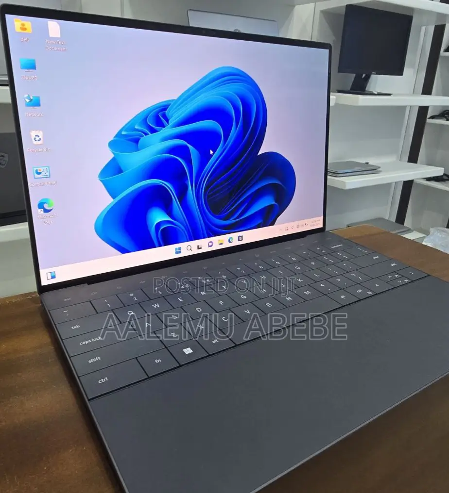 New Laptop Dell XPS 13 32GB Intel Core I7 SSD 1T