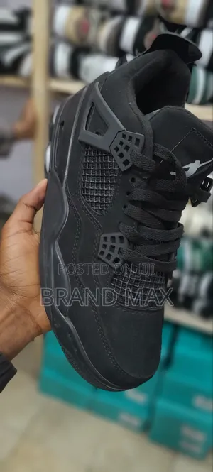 Photo - Air Jordan 4 Black Cat Master Quality