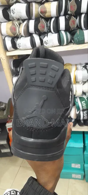 Air Jordan 4 Black Cat Master Quality