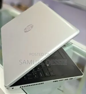 New Laptop HP Stream Notebook 8GB Intel Core I7 HDD 1T