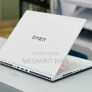 Photo - New Laptop HP Omen 17 32GB Intel Core I9 SSD 2T