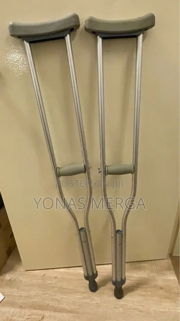 Crutches/Kranch/Walking Stick for Elderly/Light Wheelchair