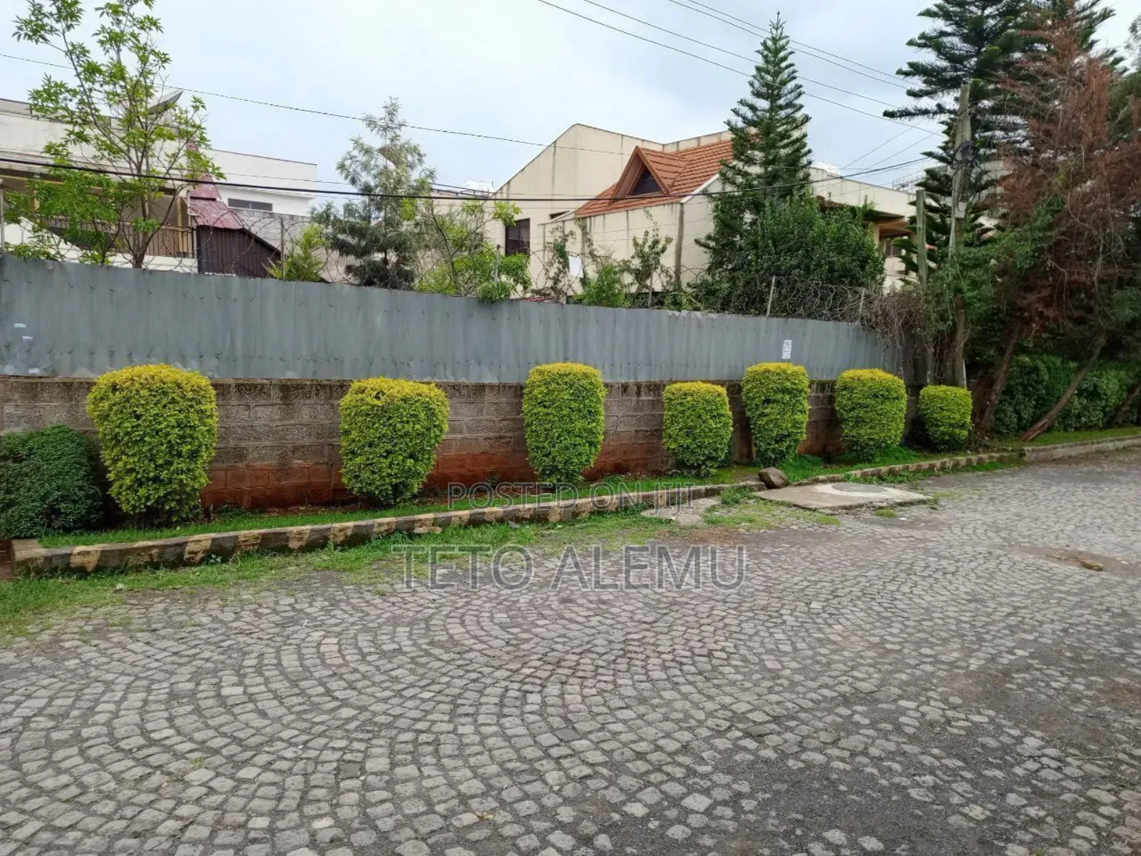 የሚሸጥ ቦታ አያት ኮምፓውድ House for Sale Ayat Compawnd