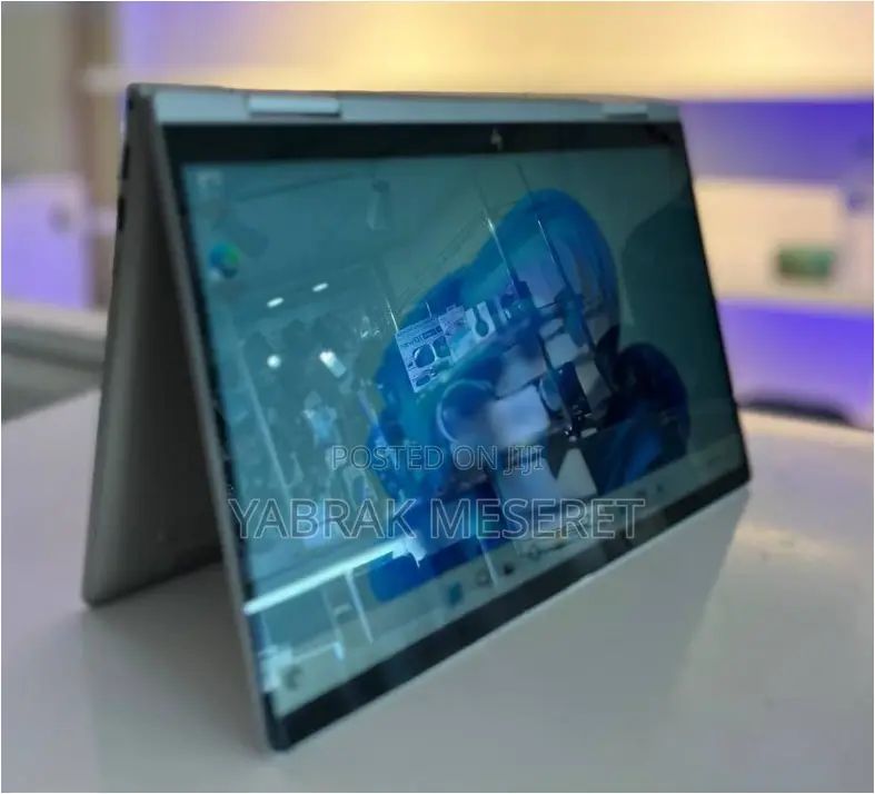 New Laptop HP Envy X360 8GB Intel Core I7 SSD 512GB