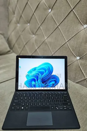 New Laptop Dell Adamo Onyx 4GB Intel Core I3 SSD 128GB