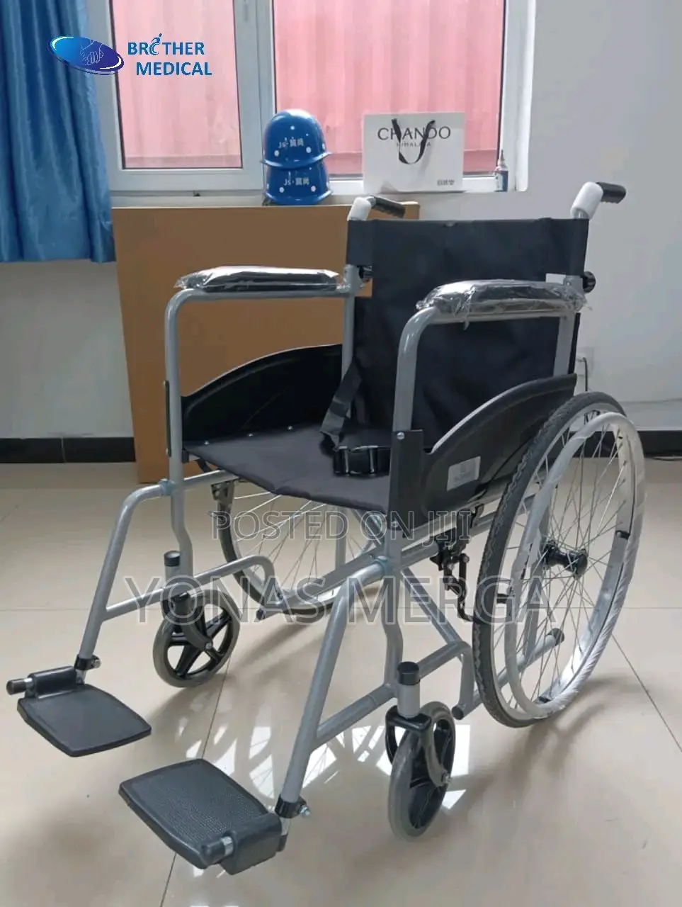 Wheelchair/Wheelchair/ዊልቼር_wheel Is Designed With Push Ring