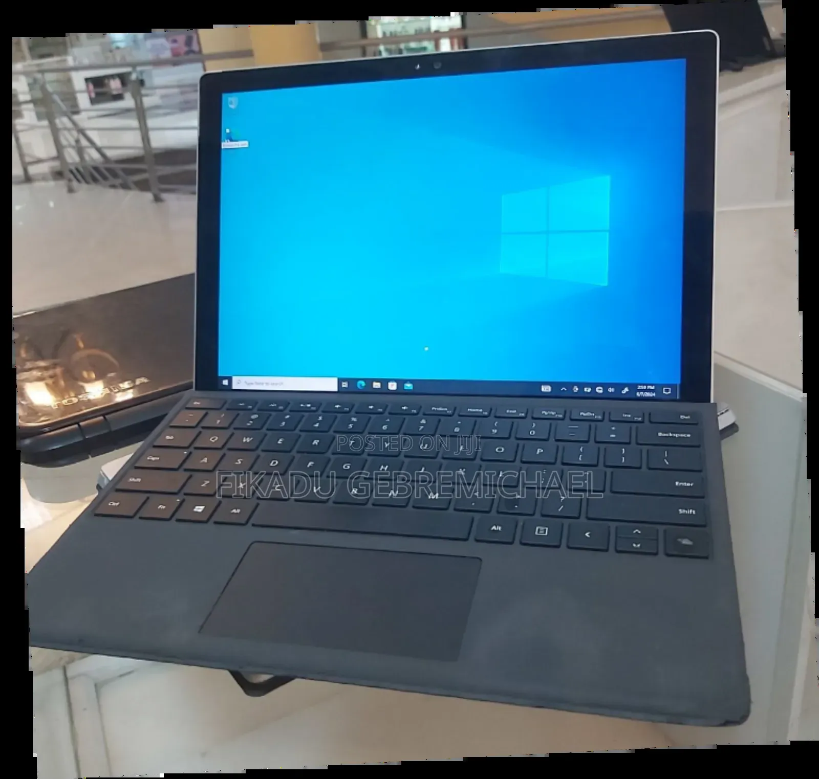 New Laptop Microsoft Surface Pro 3 8GB Intel Core I5 SSD 256GB