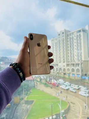 Apple iPhone XS Max 64 GB Gold