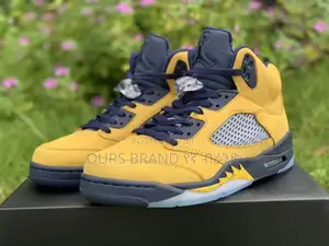 Photo - Air Jordan 5 Retro Michigan High Master Quality Luxury Shoes