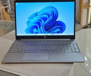 New Laptop HP Stream Notebook 8GB Intel Core I5 SSD 512GB